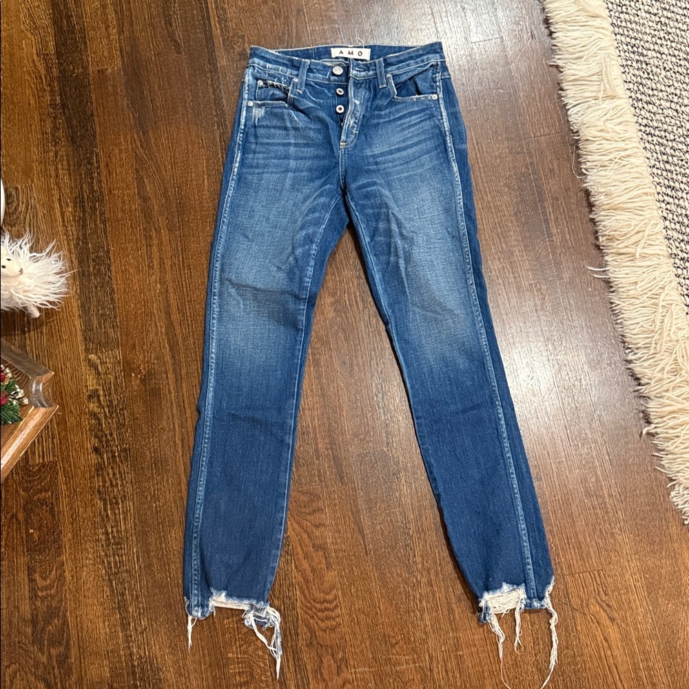 AMO Denim Button Fly Lover in Knockout Distressed Jeans, EUC, Size 26